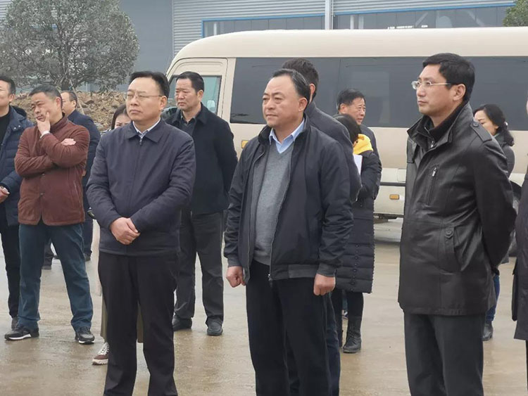 隨州市委、市人大代表團(tuán)蒞臨程力集團(tuán)商用車產(chǎn)業(yè)園視察